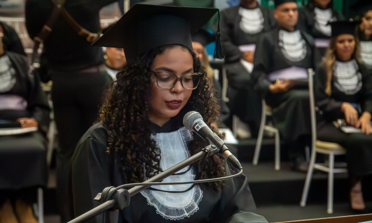 Colação de Grau das Turmas de Dança (Licenciatura); Geografia (Bacharelado); Geografia (Licenciatura); Pedagogia; Teatro (Licenciatura) e Turismo