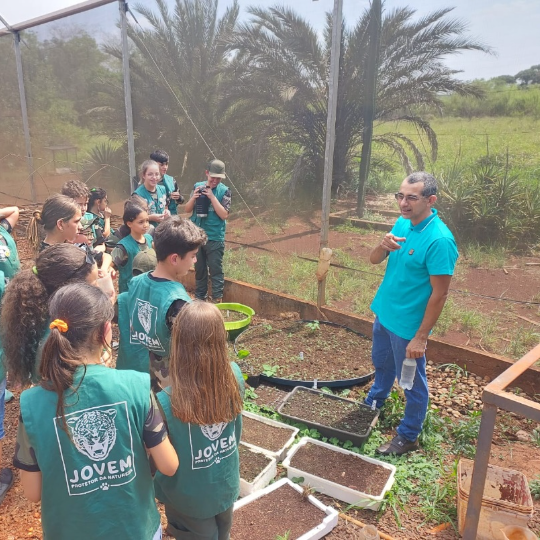 PGRN recebe visita de estudantes de Jateí