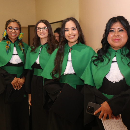 UEMS/Dourados celebra 36 novos(as) enfermeiros(as) em solenidade de Colação de Grau