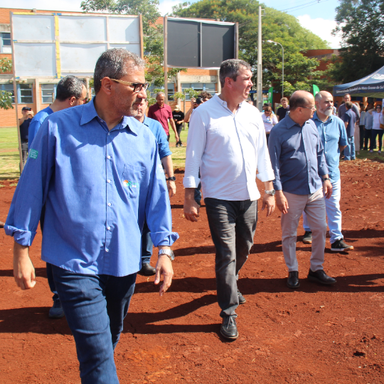 UEMS recebe Governador Eduardo Riedel em Dourados em visita técnica à construção do RU
