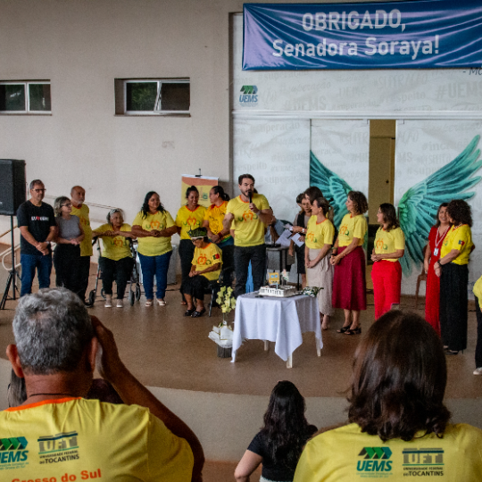 UEMS celebra 3 anos da Universidade da Maturidade com entrega de micro-ônibus e expansão de ações em MS