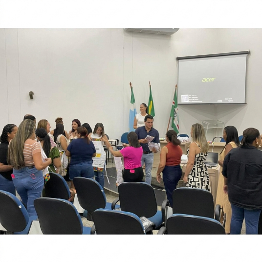 UEMS/Naviraí: Curso de Engenharia de Alimentos promove palestra sobre boas práticas de alimentação para cozinheiras 