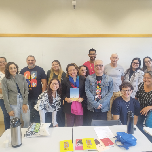 UEMS/Campo Grande: Curso de Letras promove encontro entre acadêmicos e escritores sul-mato-grossenses